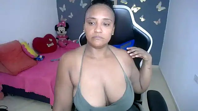 Snapshot of marysol83 chatting on 05/10/26, 12:49 marysol83 online show from 05/10/26, 12:49