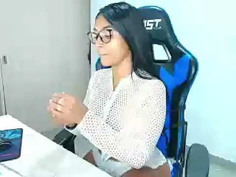 sophiax-x online show from 01/22/25, 11:21