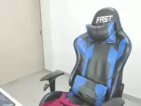 sophiax-x online show from 02/22/25, 12:08