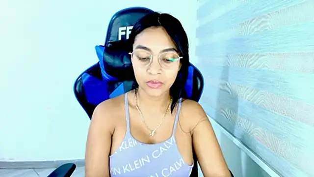 sophiax-x online show from 03/29/26, 11:27