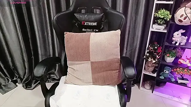 Yuki-yio online show from 03/26/26, 01:11