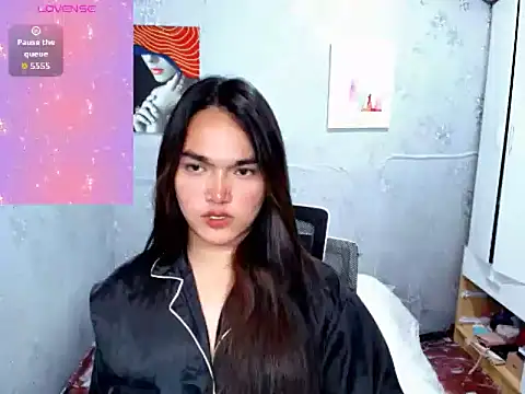 Snapshot of MoaningKylie chatting on 10/07/25, 02:53 MoaningKylie online show from 10/07/25, 02:53