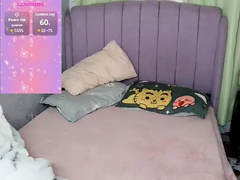 Snapshot of MoaningKylie chatting on 02/21/26, 02:12 MoaningKylie online show from 02/21/26, 02:12