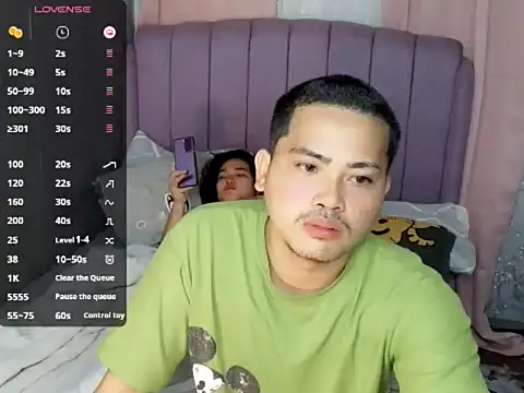 Snapshot of MoaningKylie chatting on 02/26/26, 02:43 MoaningKylie online show from 02/26/26, 02:43