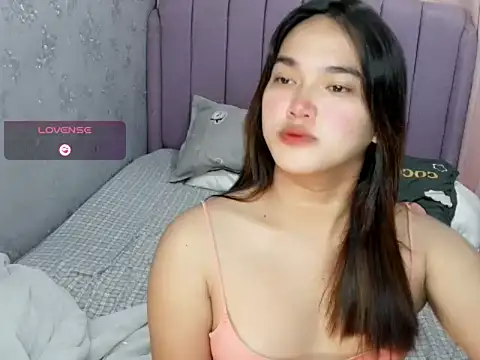 Snapshot of MoaningKylie chatting on 03/04/26, 03:12 MoaningKylie online show from 03/04/26, 03:12