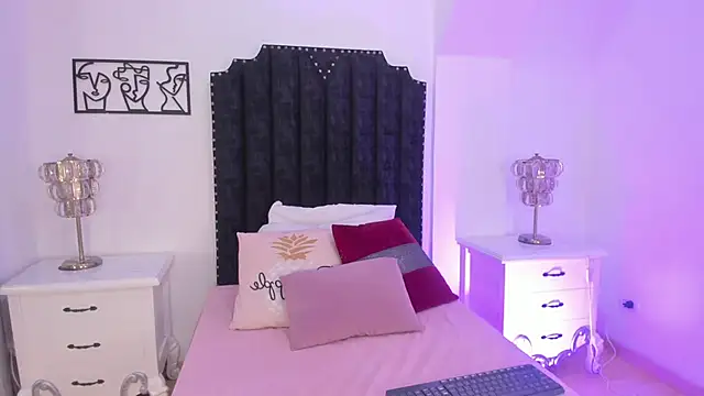 Alana 2916  online show from 03/20/25, 11:02