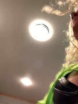 Snapshot of DreamGurlDaisy@xh chatting on 01/19/25, 08:07 DreamGurlDaisyxh online show from 01/19/25, 08:07