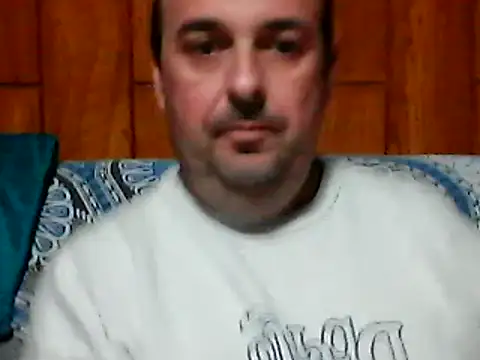 Snapshot of Hot-pico76 chatting on 01/06/25, 06:31 Hot-pico76 online show from 01/06/25, 06:31