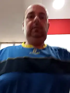 Snapshot of Hot-pico76 chatting on 01/27/25, 08:18 Hot-pico76 online show from 01/27/25, 08:18