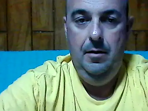 Snapshot of Hot-pico76 chatting on 10/26/25, 05:19 Hot-pico76 online show from 10/26/25, 05:19