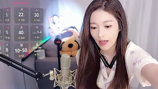 tw lala online show from 11/06/25, 05:03