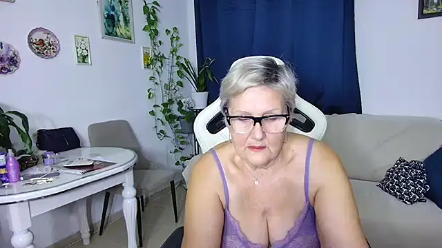 Selenna57 online show from 02/03/26, 06:35