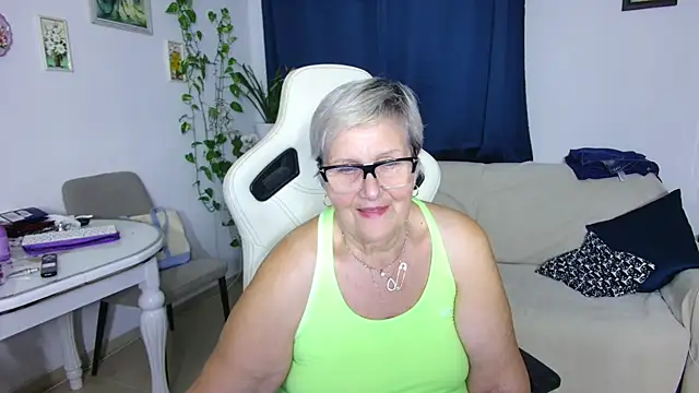 Selenna57 online show from 02/15/26, 06:59