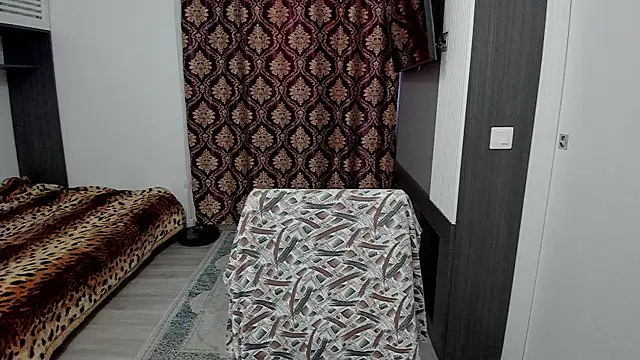 Snapshot of sexxymuscles4u chatting on 03/13/25, 11:30 sexxymuscles4u online show from 03/13/25, 11:30