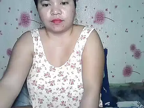 hotpussyxxx33x online show from 02/10/25, 09:15