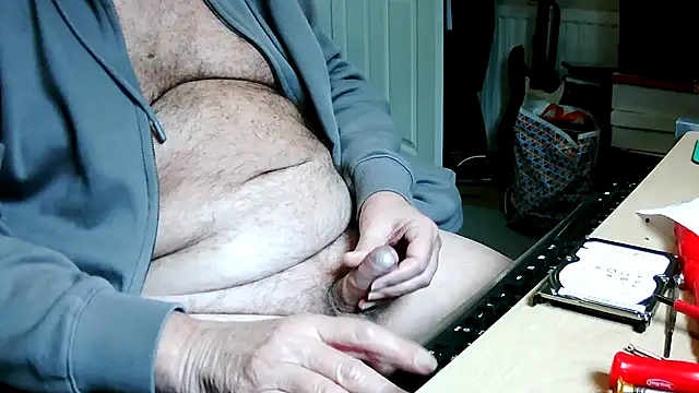 Snapshot of dirtyharry2022 chatting on 03/15/25, 01:29 dirtyharry2022 online show from 03/15/25, 01:29