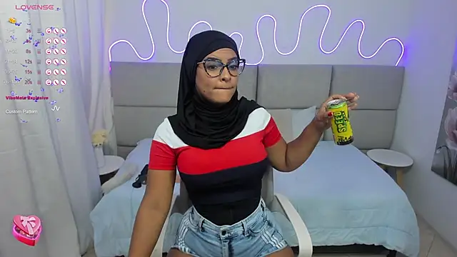 Snapshot of nashiira_ chatting on 02/20/25, 07:30 nashiira online show from 02/20/25, 07:30