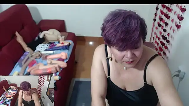 angelitolove727 online show from 09/16/25, 09:27