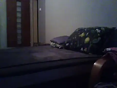 Snapshot of michu81 chatting on 12/26/24, 02:27 michu81 online show from 12/26/24, 02:27