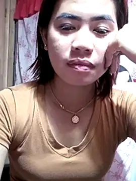 Snapshot of Cutie_body11 chatting on 06/13/26, 01:03 Cutie body11 online show from 06/13/26, 01:03