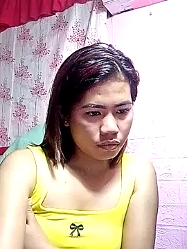 Snapshot of Cutie_body11 chatting on 07/15/26, 12:49 Cutie body11 online show from 07/15/26, 12:49