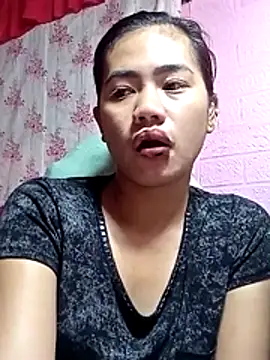 Snapshot of Cutie_body11 chatting on 07/17/26, 01:23 Cutie body11 online show from 07/17/26, 01:23