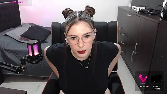 xxbbtaa online show from 03/28/26, 02:00