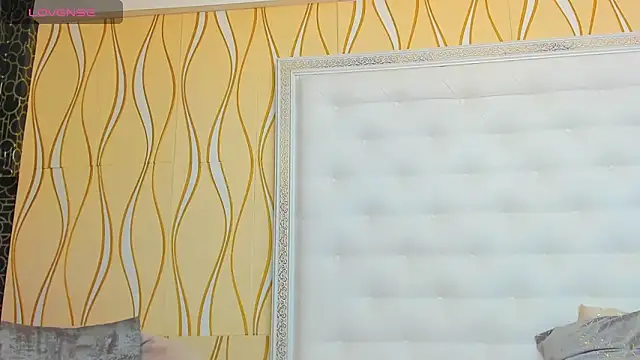 karissia online show from 03/19/25, 08:45