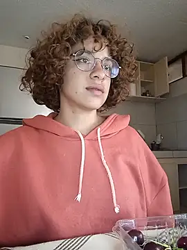 EmmaMelissa0521 online show from 12/31/24, 07:07