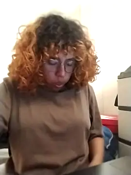 EmmaMelissa0521 online show from 02/05/26, 09:19