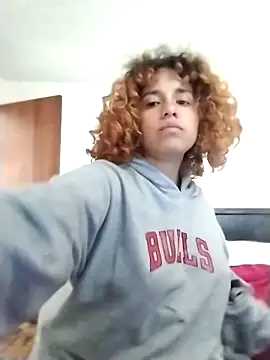 EmmaMelissa0521 online show from 03/18/26, 04:10