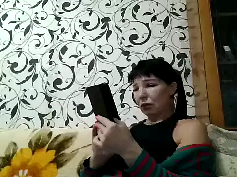 JeaneDavis online show from 10/15/25, 04:07