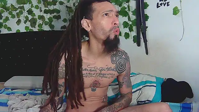 caribbeanlover1 online show from 10/17/25, 12:52