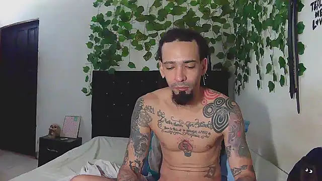 caribbeanlover1 online show from 12/03/25, 11:52