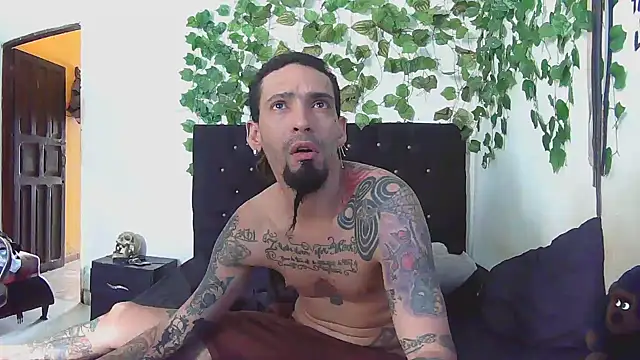 caribbeanlover1 online show from 04/20/26, 03:48