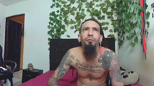 Snapshot of caribbeanlover1 chatting on 05/05/26, 12:13 caribbeanlover1 online show from 05/05/26, 12:13