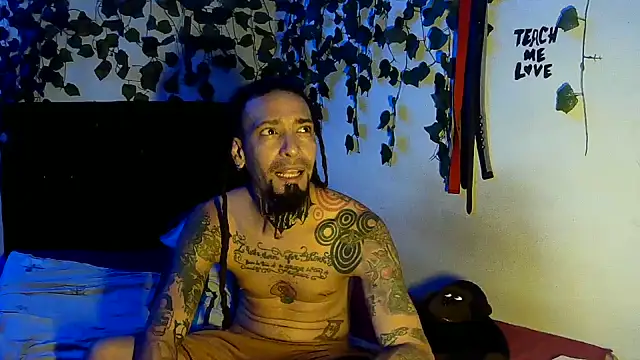 Snapshot of caribbeanlover1 chatting on 06/17/26, 11:49 caribbeanlover1 online show from 06/17/26, 11:49