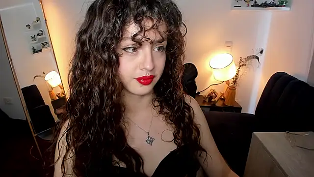 Snapshot of Cassandra_Caiin chatting on 05/22/26, 09:09 Cassandra Caiin online show from 05/22/26, 09:09