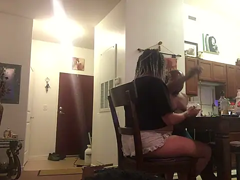 Snapshot of realninafame chatting on 03/13/25, 04:38 realninafame online show from 03/13/25, 04:38