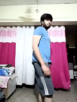 Snapshot of SimplyKarthik09 chatting on 12/28/24, 09:08 SimplyKarthik09 online show from 12/28/24, 09:08