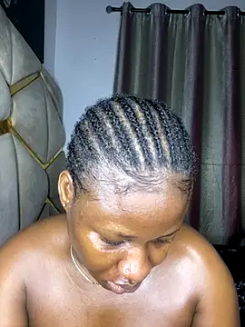 catty3232 online show from 09/13/25, 11:04