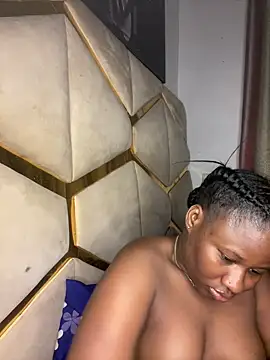 catty3232 online show from 10/15/25, 12:00