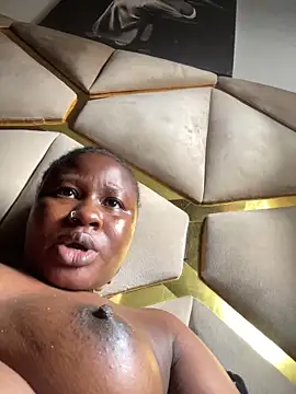 catty3232 online show from 11/27/25, 12:18