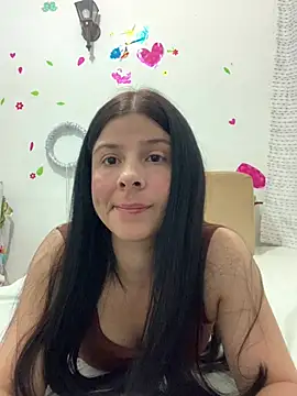 Estefani 32 online show from 04/02/26, 08:17