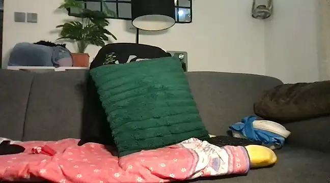 choco petite online show from 02/11/25, 06:08