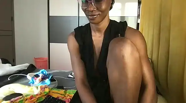 choco petite online show from 03/17/25, 04:19