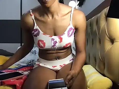 choco petite online show from 09/20/25, 04:13