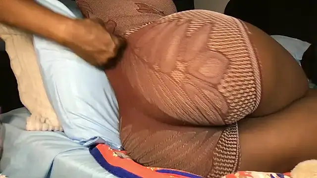 choco petite online show from 06/09/26, 03:18