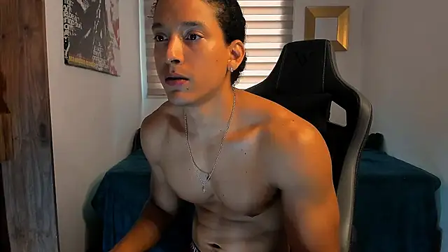 Liam V online show from 12/19/24, 02:57