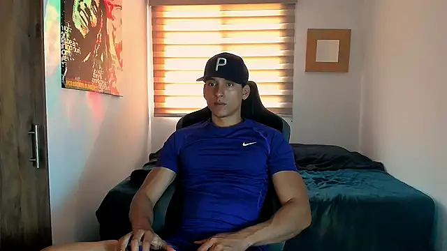 Liam V online show from 01/08/25, 03:39